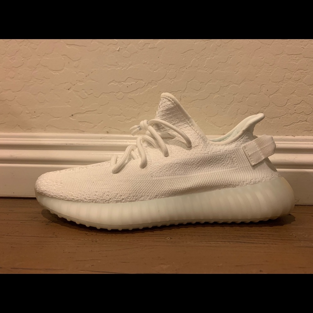 Yeezy 350 Boost v2 “ cream white “
